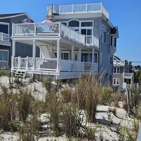 Single Family, Ocean Front, Wifi, Washer Dryer, Rooftop Deck, Master Suite With Fireplace Large Brant Beach Ocean Front Home Withmagnificent Views,
